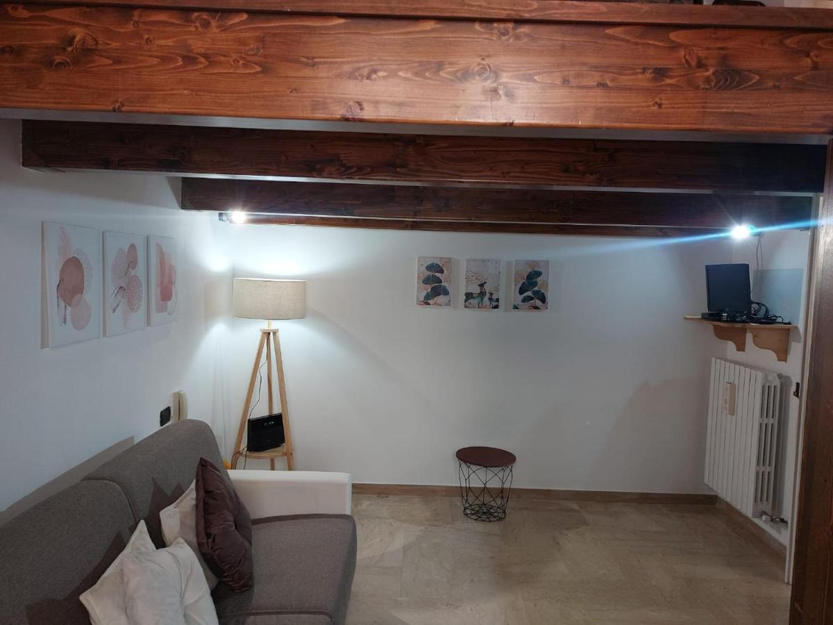 Apartment Del Conservatorio Nel Centro Storico